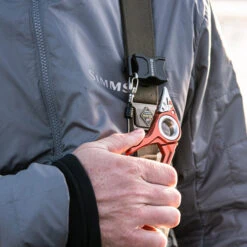 Simms Fly Weight Plier 7 Simms Fly Weight Plier -Fishing Reels Shop simmslightweightplierimage 74294.1635203273